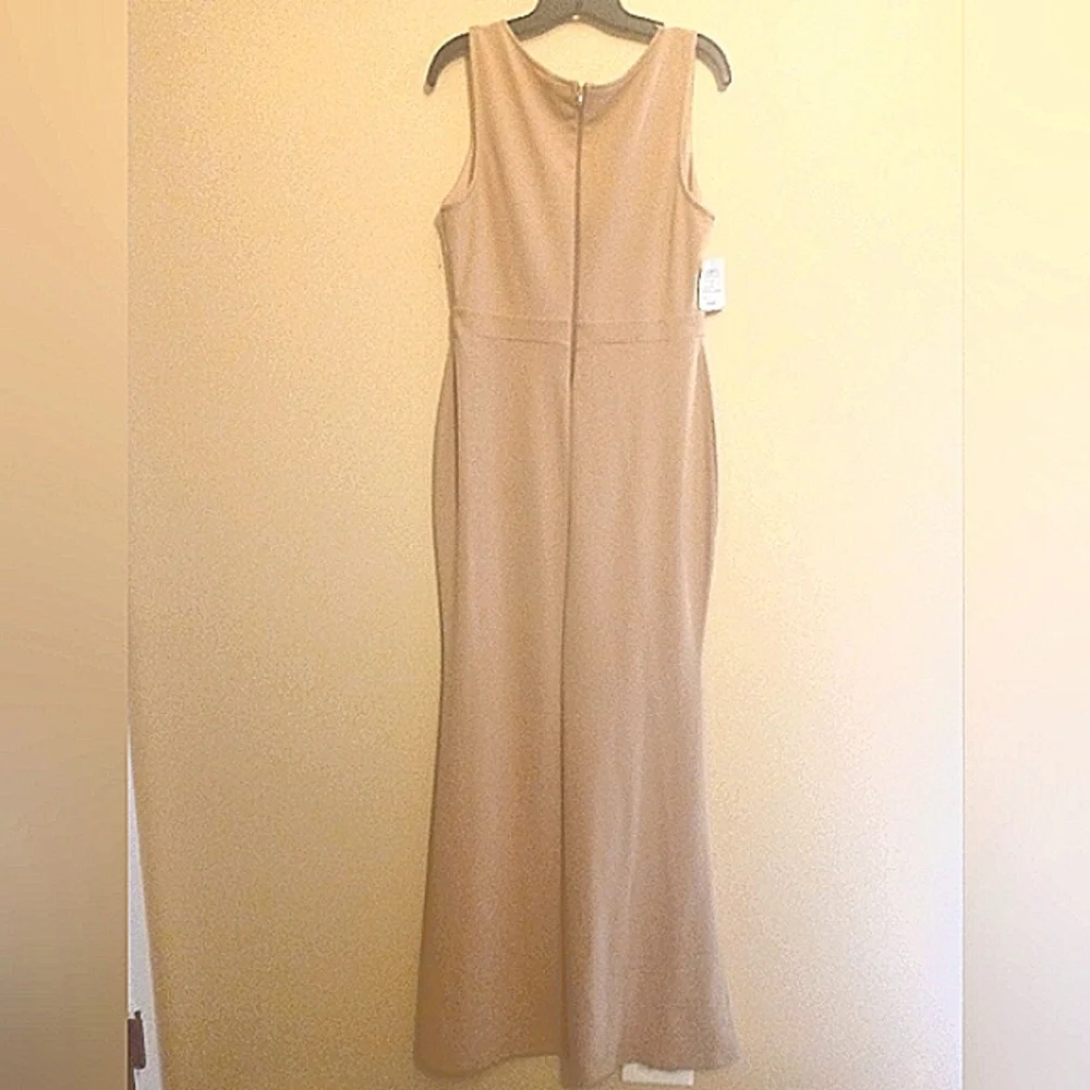 WINDSOR Formal Maxidress - Picture 3 of 4
